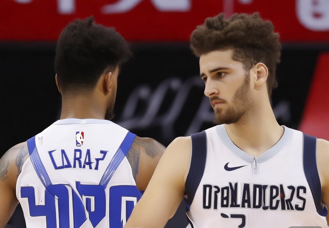 洛杉矶湖人队安东尼·戴维斯面临新挑战？美媒曝三方交易或搅动西部格局